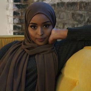 Meet your Posher, Munira